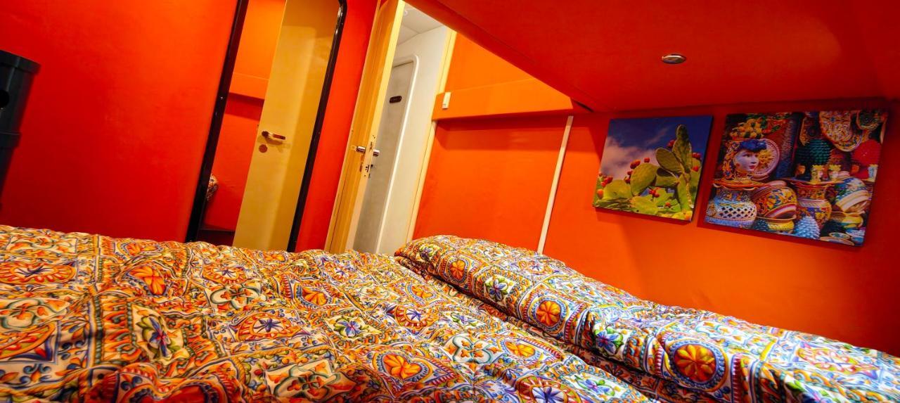 Panaby - House Boat Hotel Palermo Ngoại thất bức ảnh
